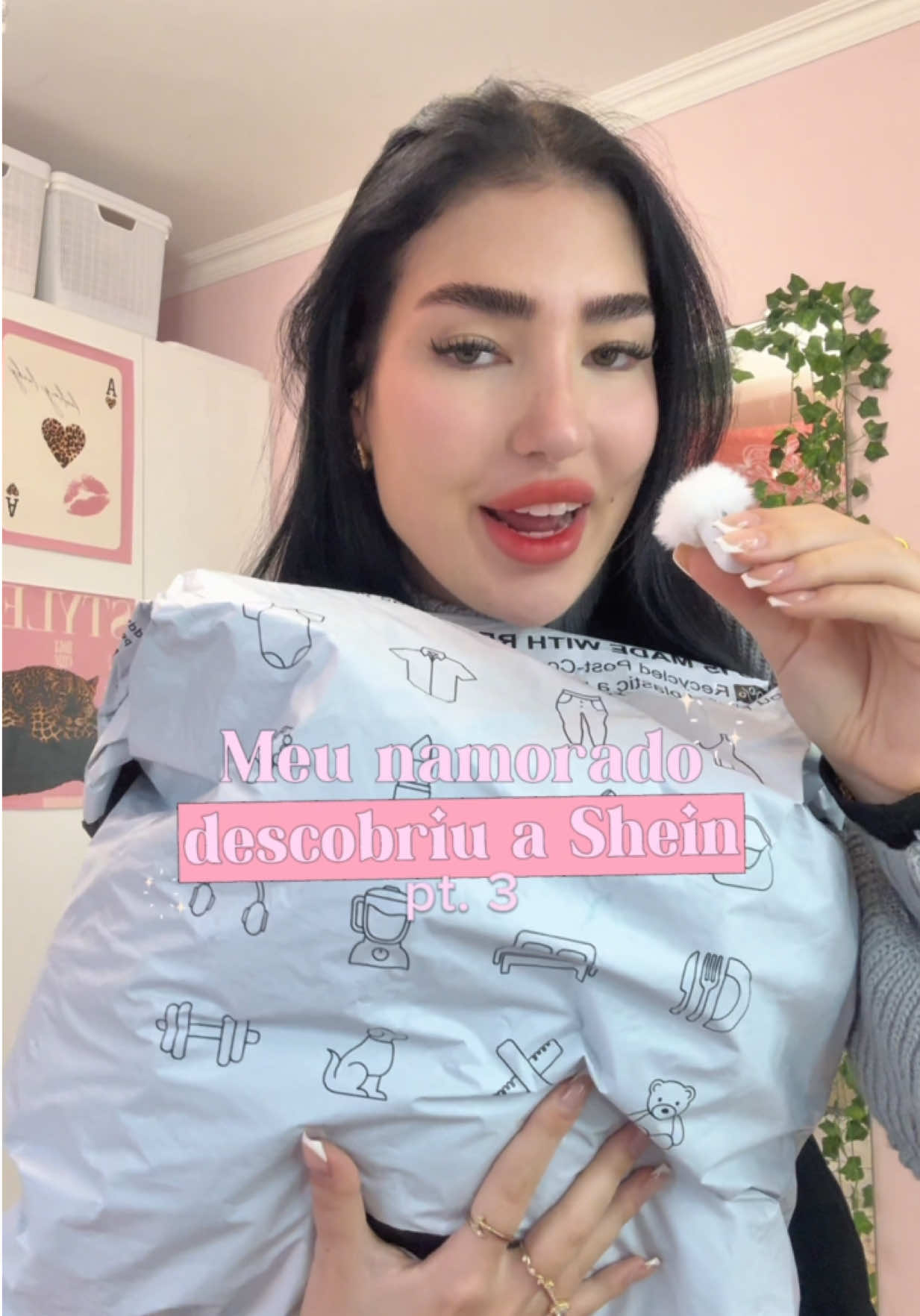 @izabella Flores
