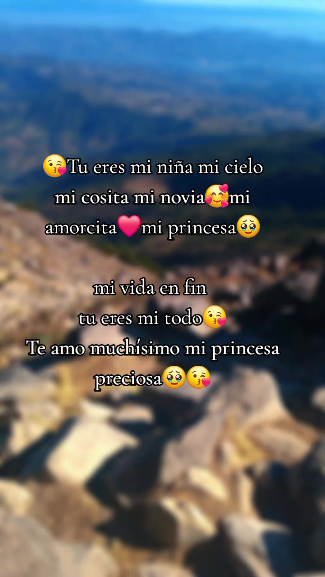 @Nineth_Mejia
