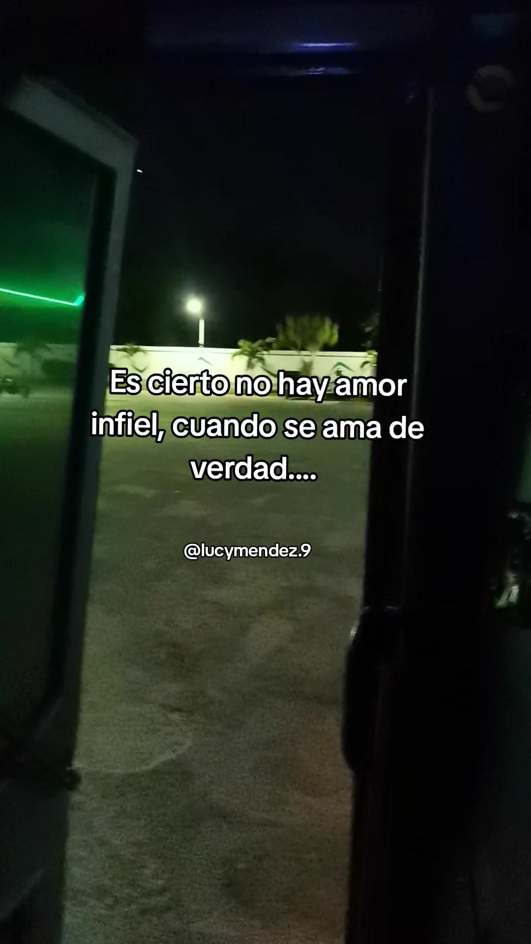 @LUCY MÉNDEZ