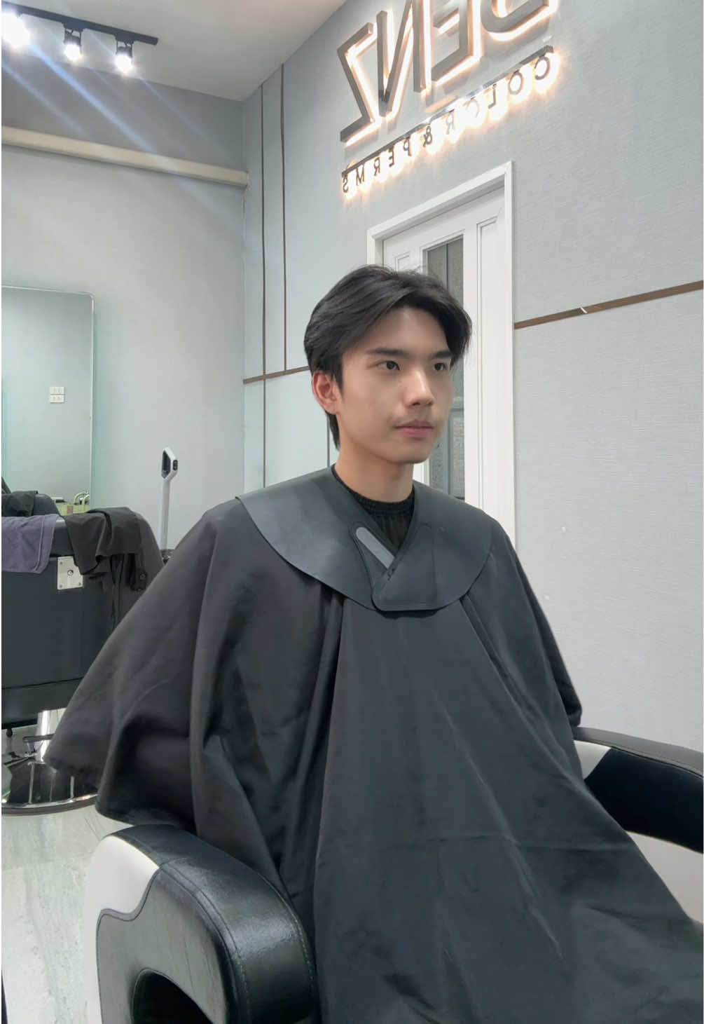 @มันนี่ชอบอยู่บ้าน