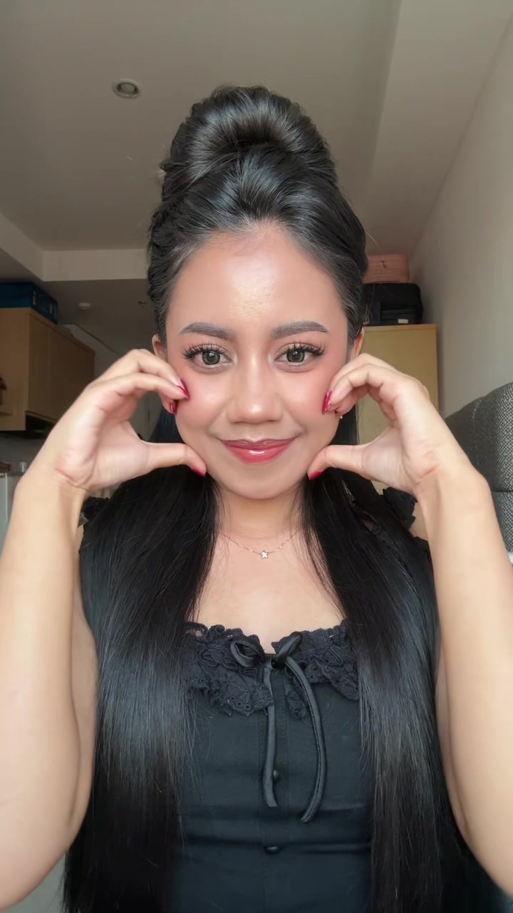 @astridhyr🍒