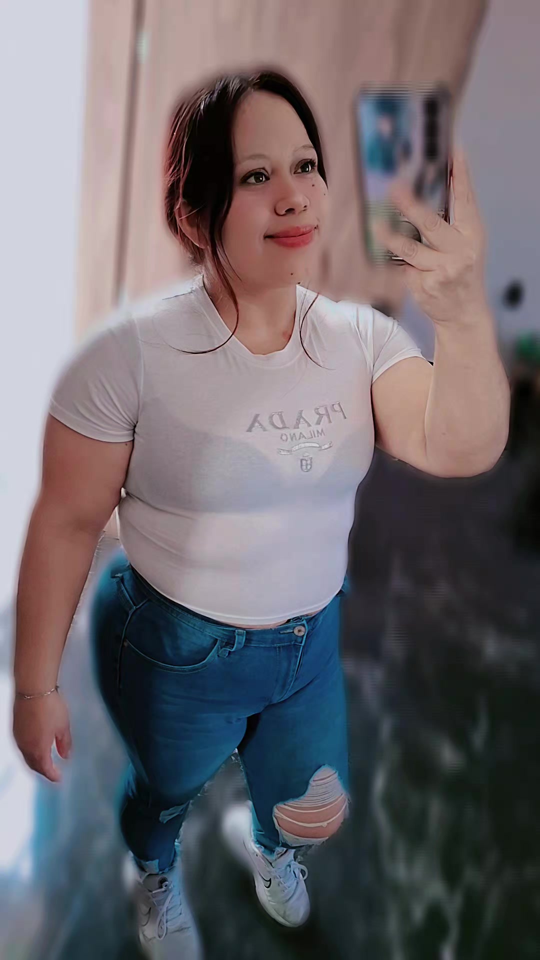 @vivian
