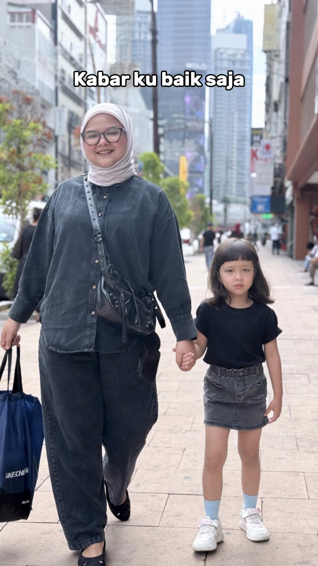 @Aleeya & Mama