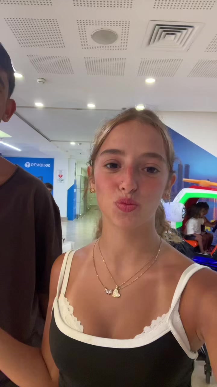@😽