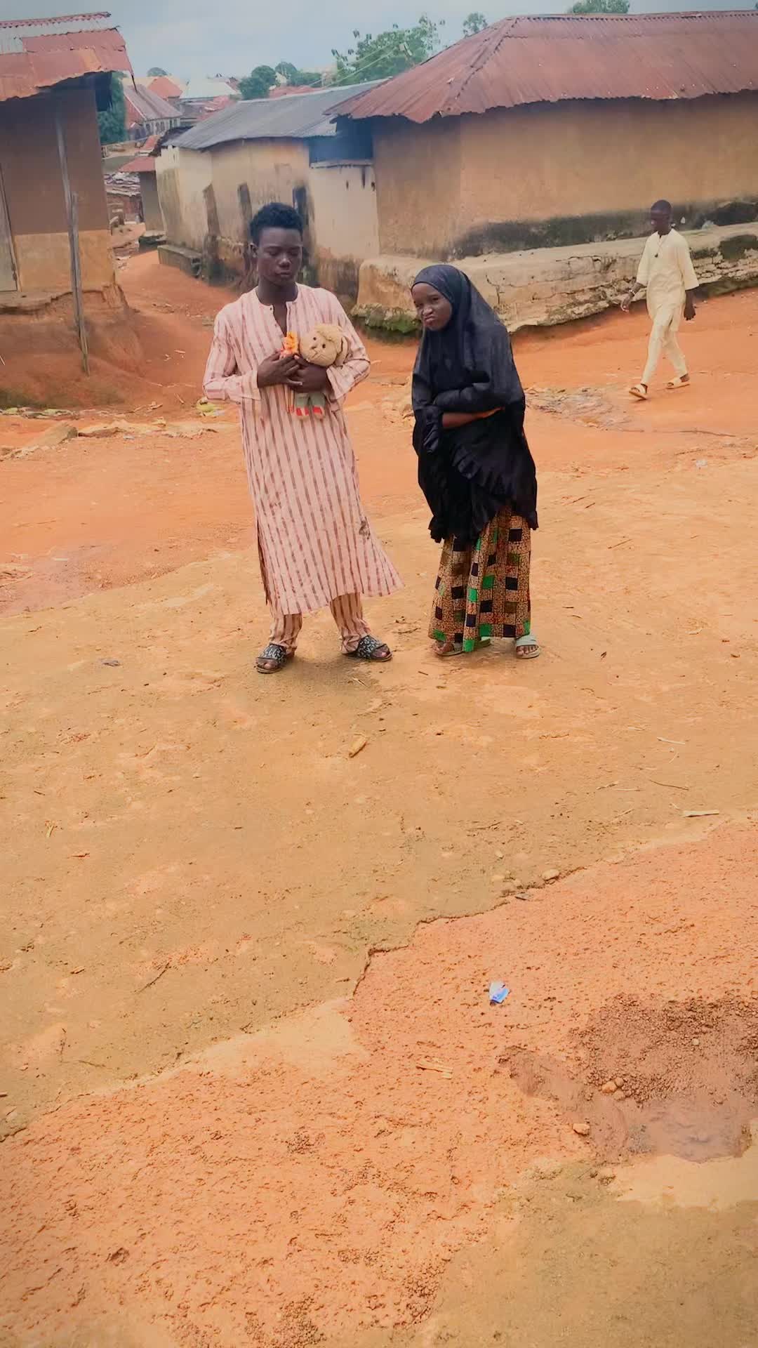 @mai kwaila ne saikadaure
