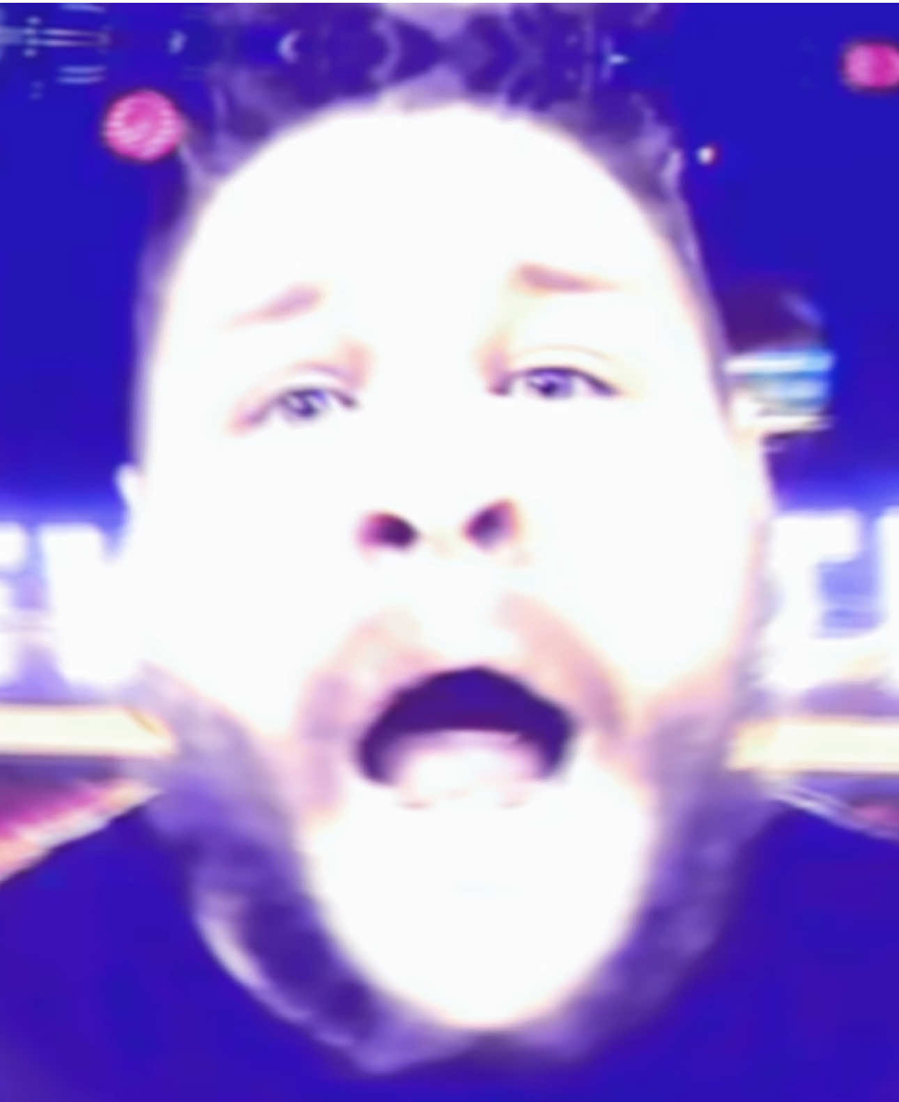 @♛