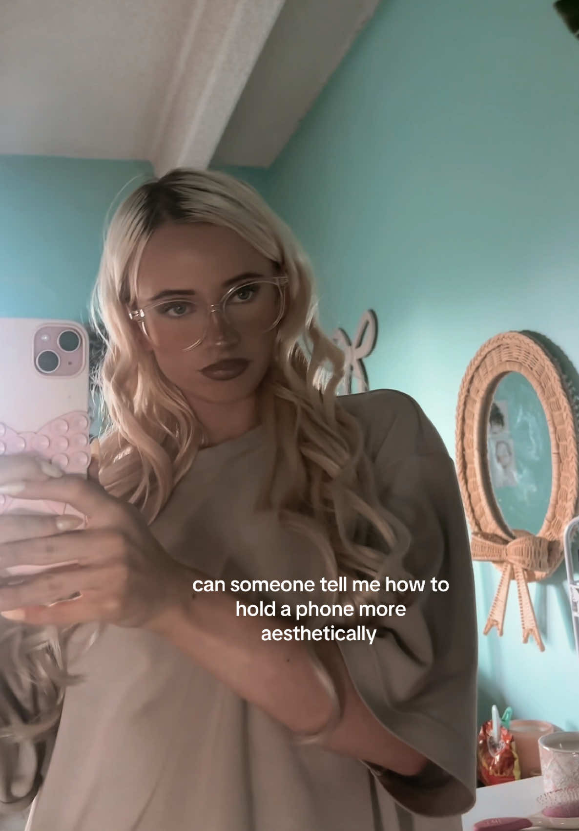 @loveydoveyolivia