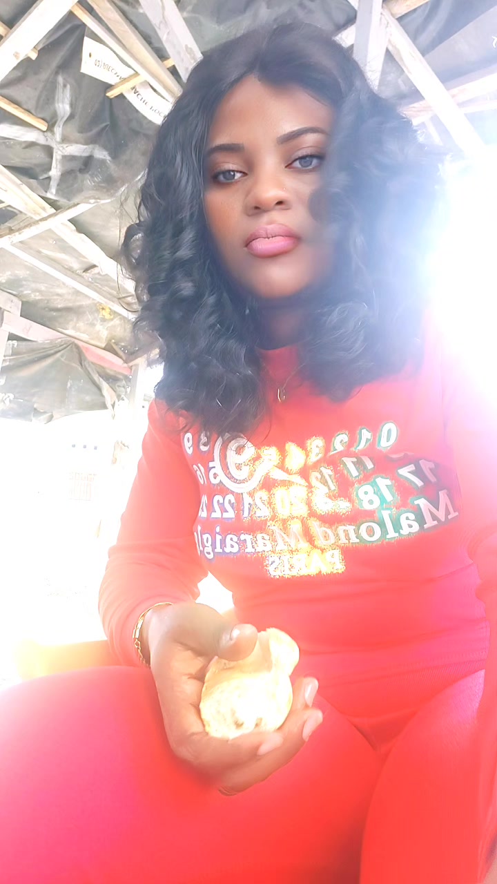 @Juvette Mbila