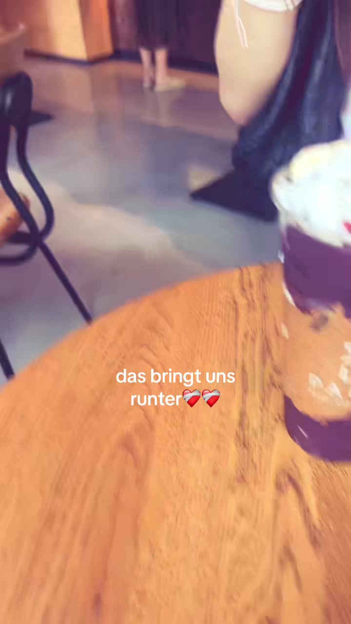 @Ella