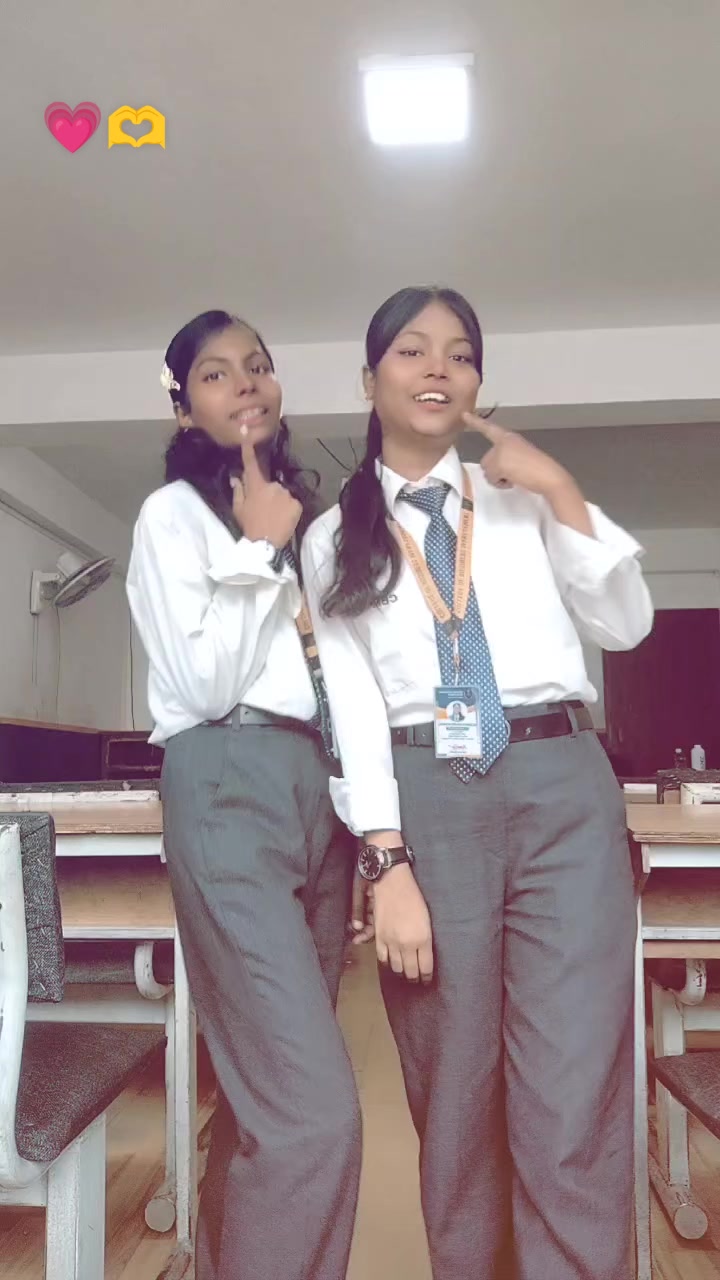 @👑Miss Saloni👑