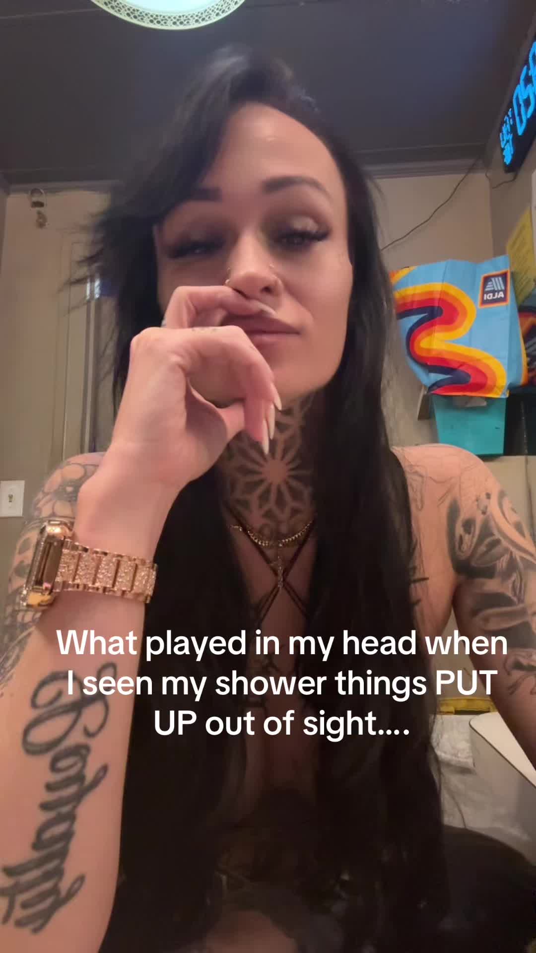 @KacyAtCafeRisque