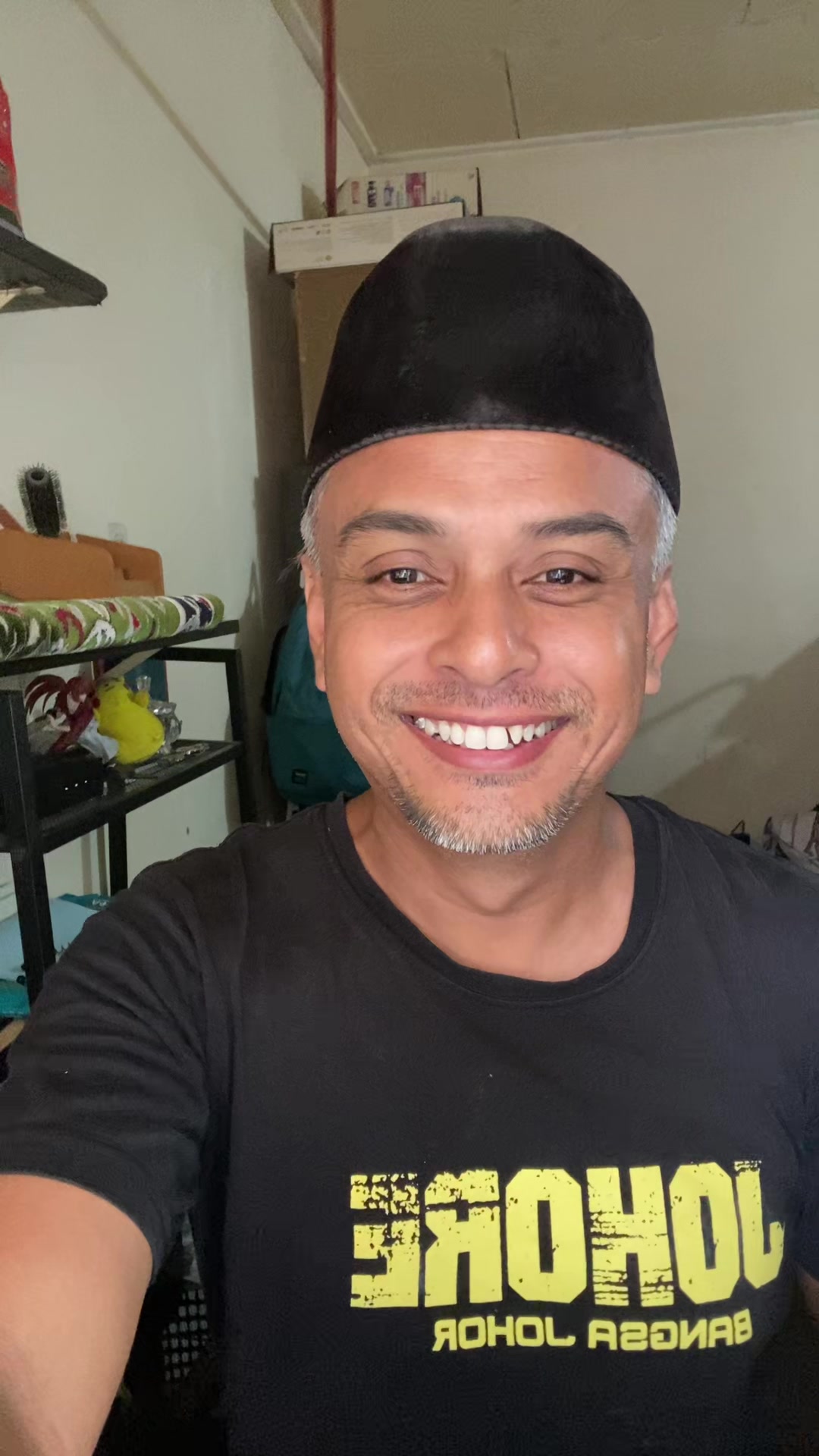 @NazriSmile