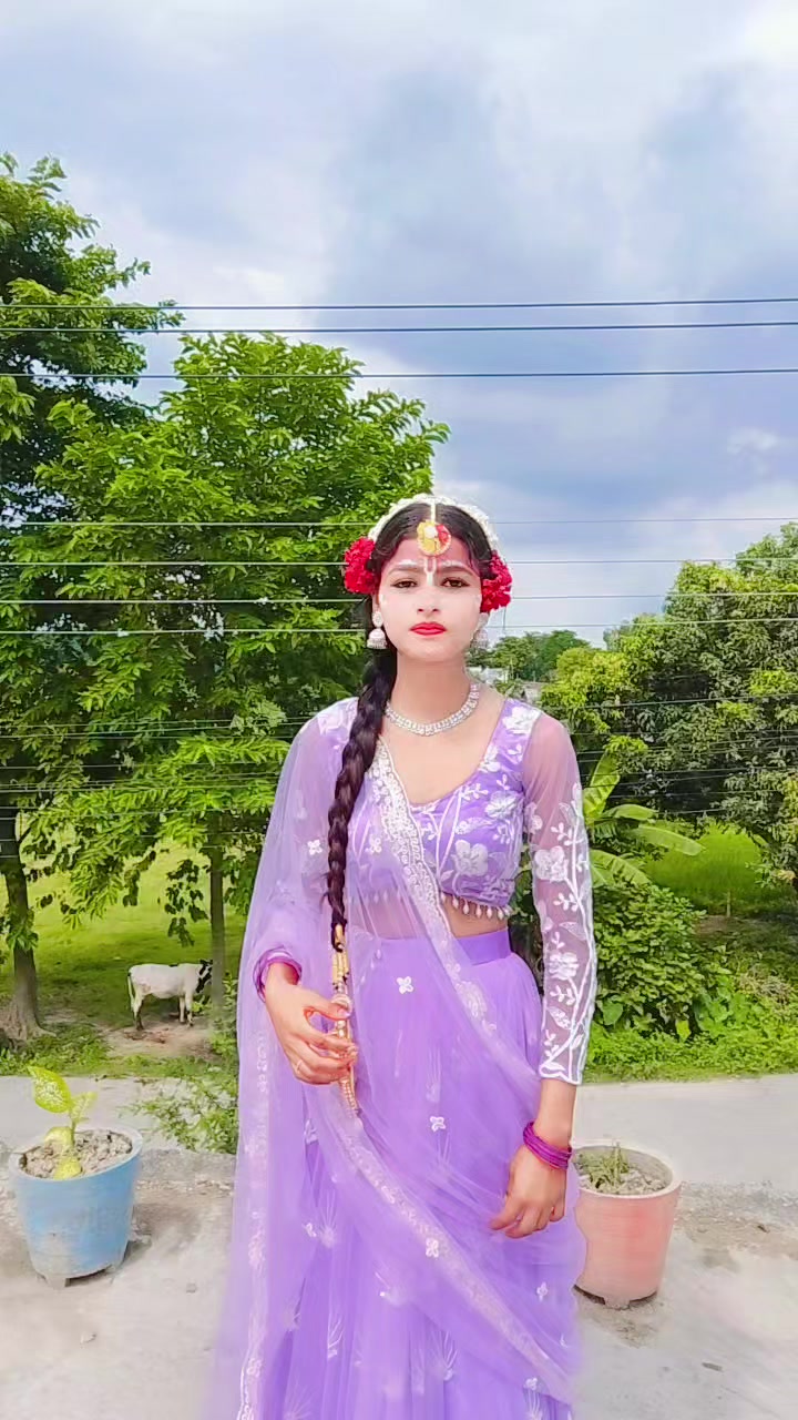 @nishu🦋🥀💫