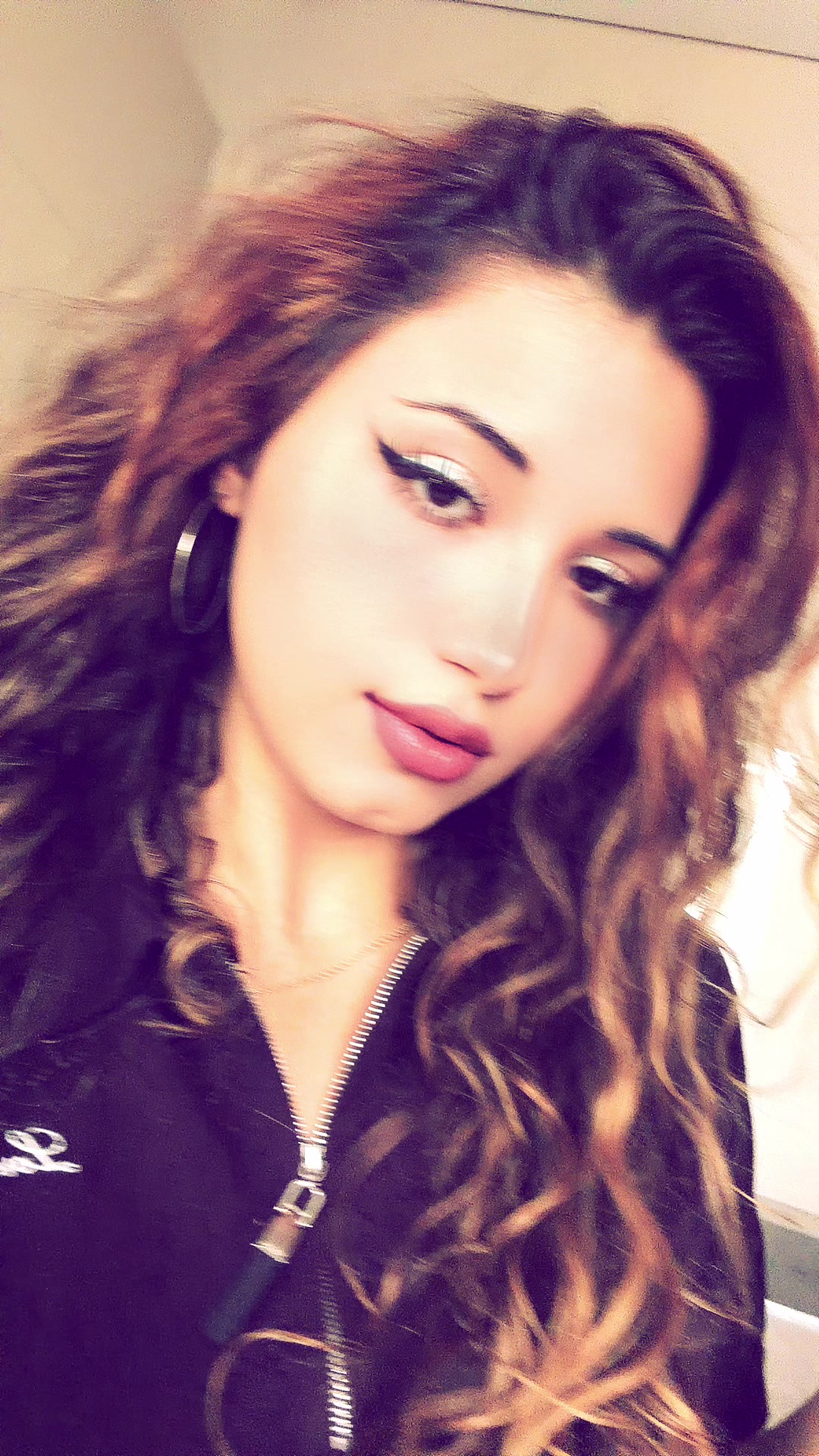 @Bebeee