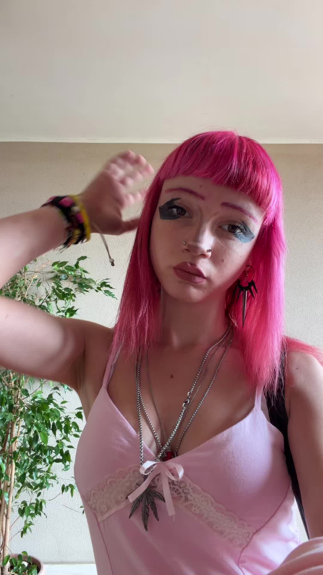 @♰lili♰