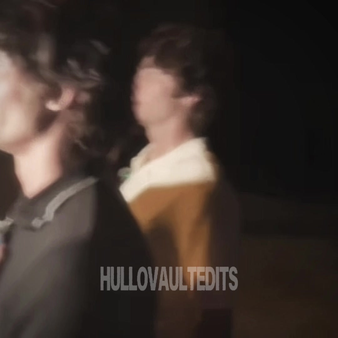 @Hullo’s Vault Edits