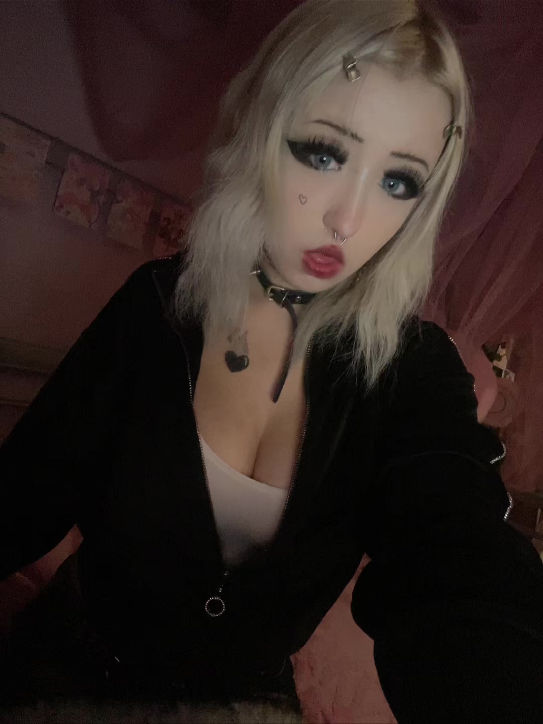 @whiiteshadow