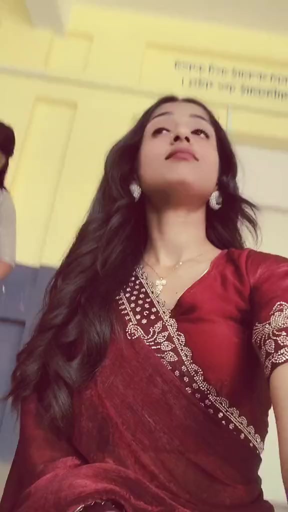 @आयु JHA✨🕊️