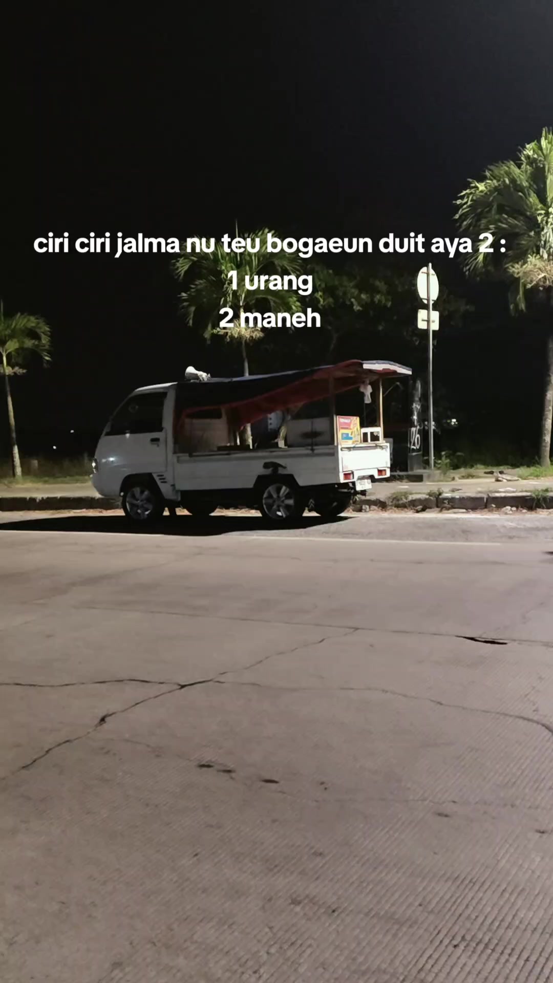 @H N