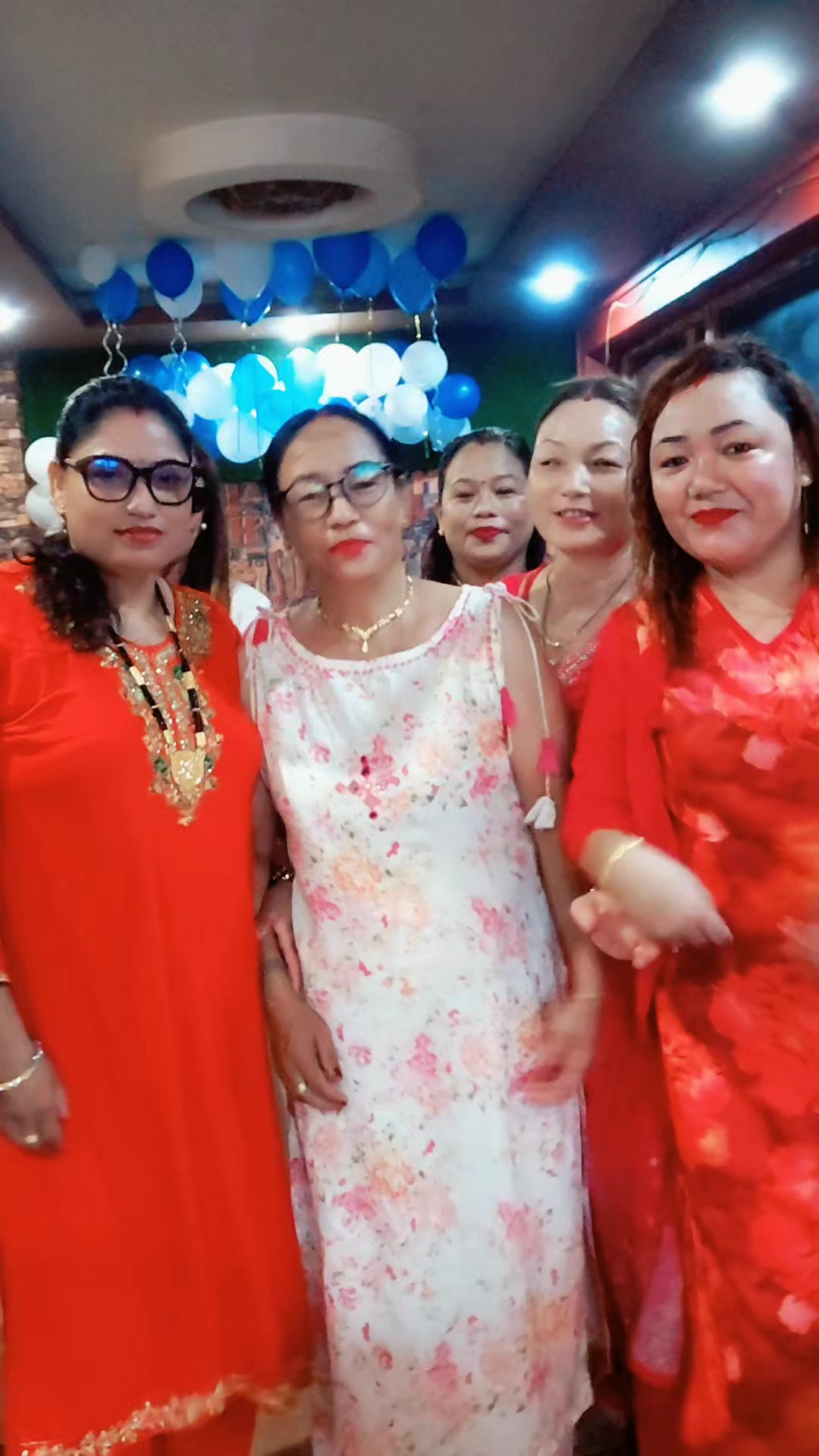 @IDO PUNJU KARKI😘👭