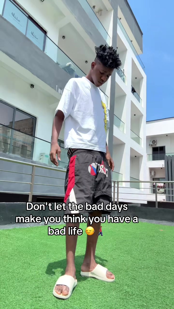 @ENIOLA 🪖💚🧃