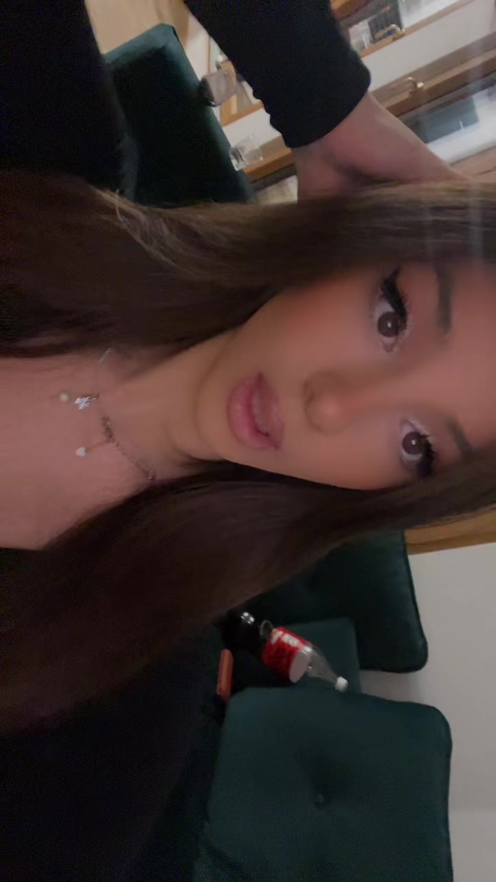 @elena