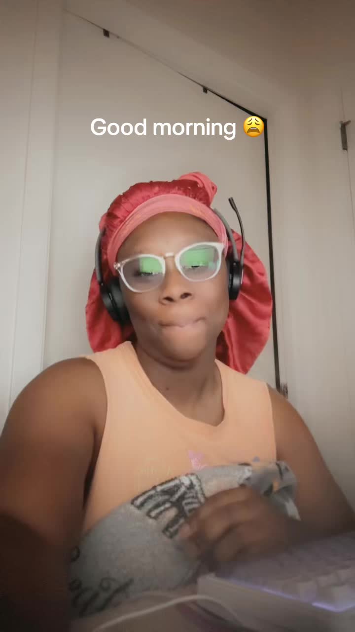 @RedBonnetchroniclesUncut