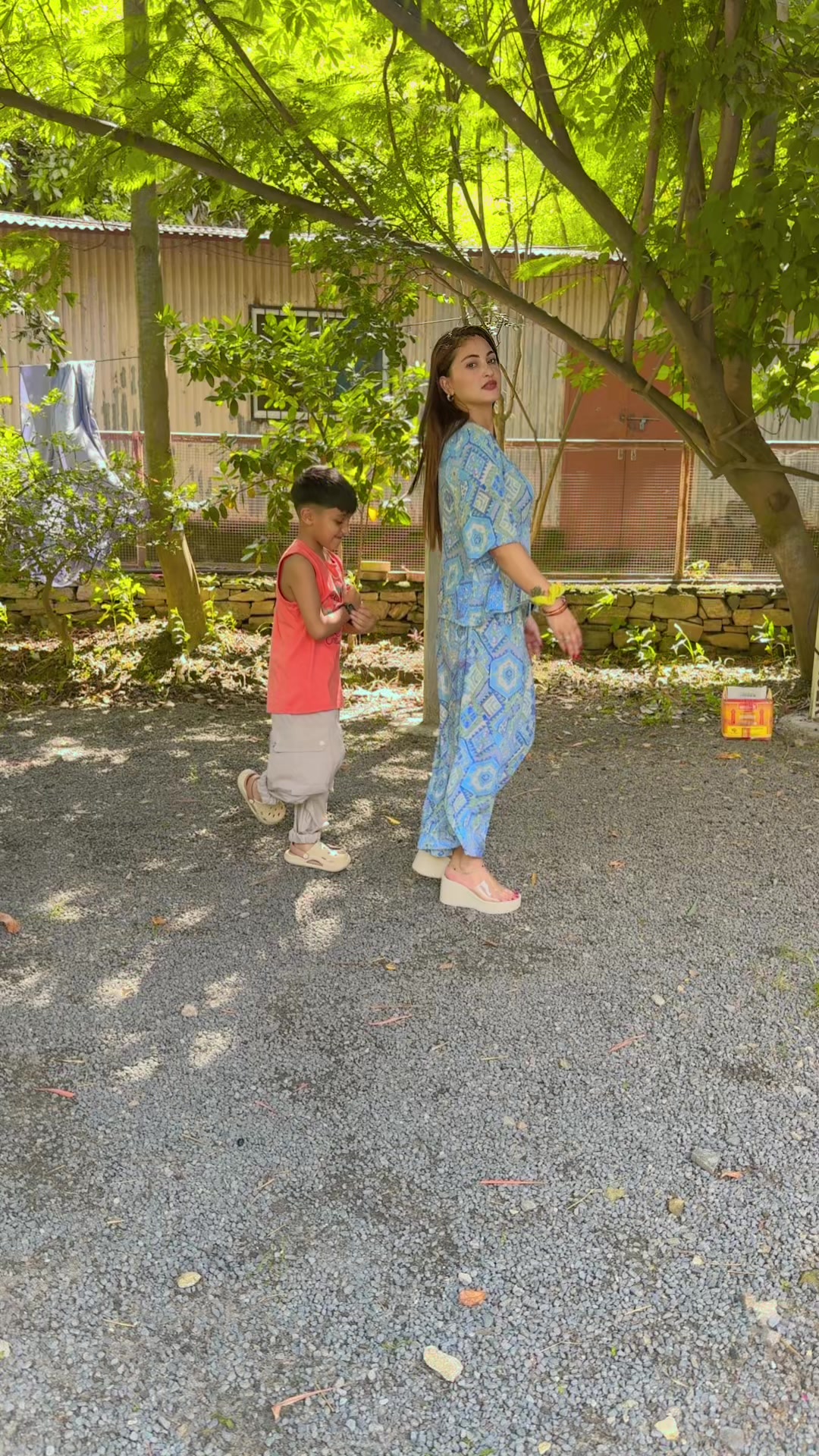 @Ishu🇳🇵