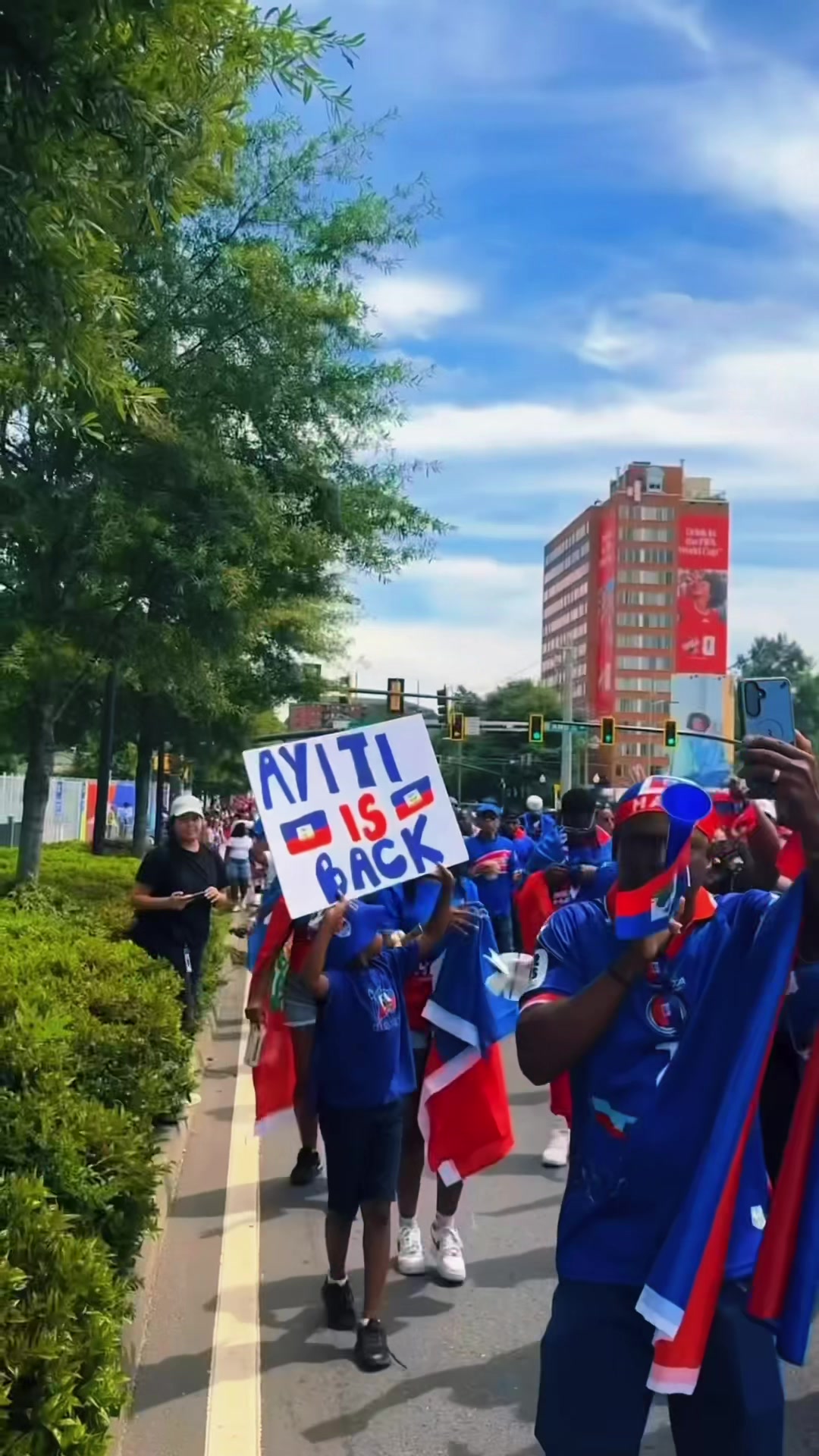 @Ashley The Victorious 👑🇭🇹✨