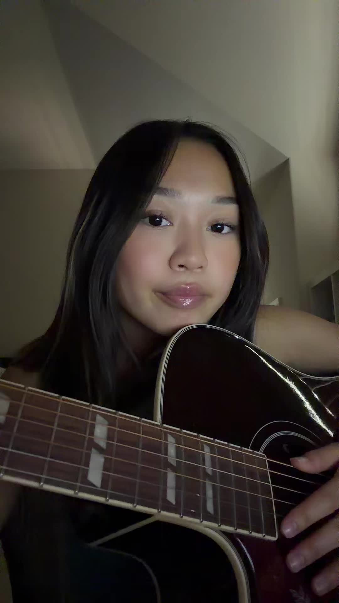@meg 🎸⋆。𖦹°‧