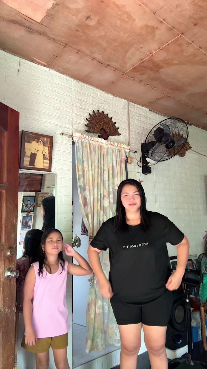 @JzVllsTnggl