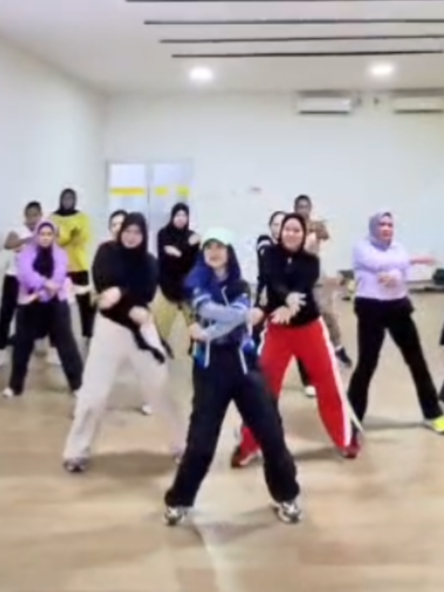 @Nisa Zumba