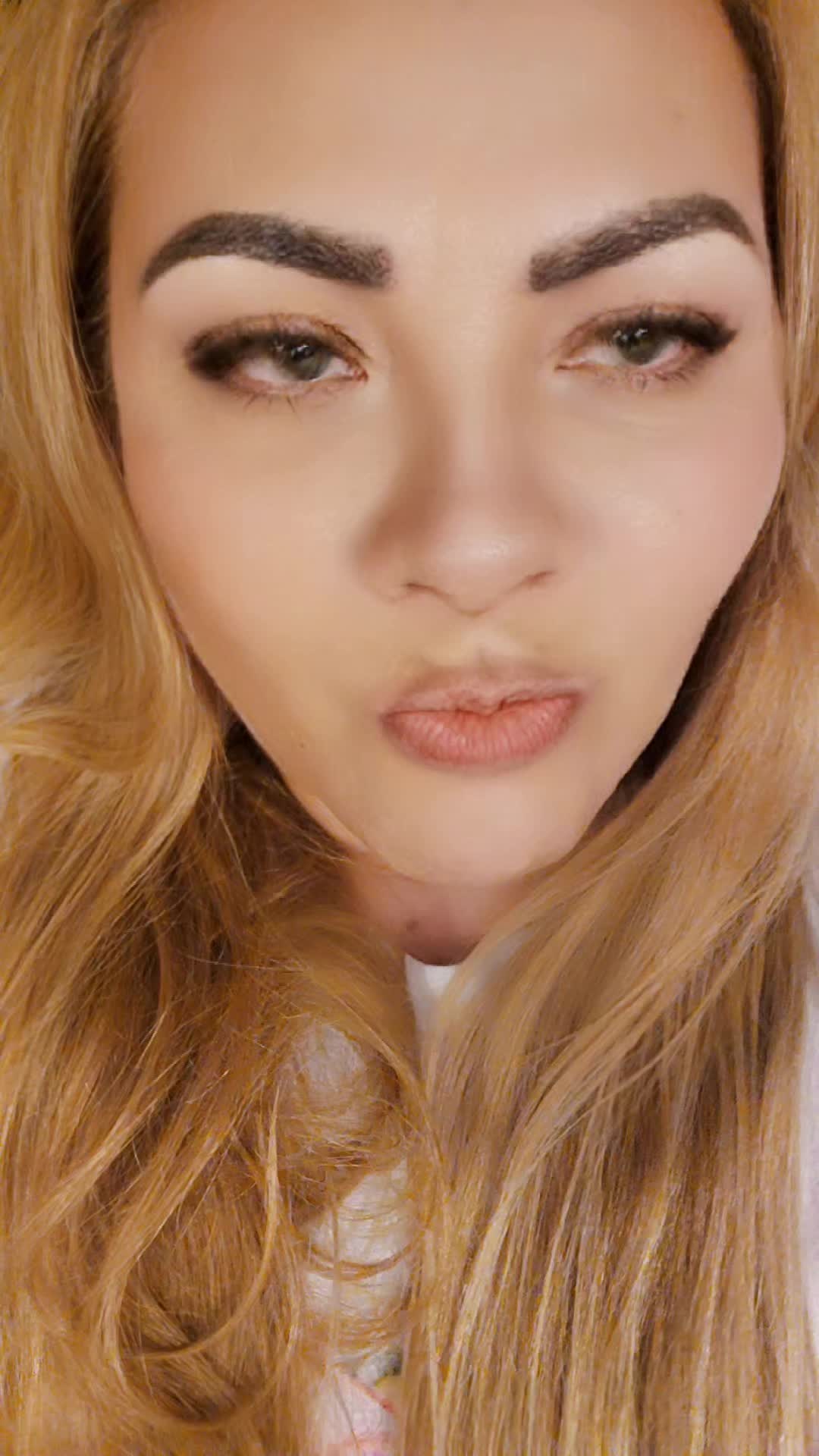 @sayramontes345