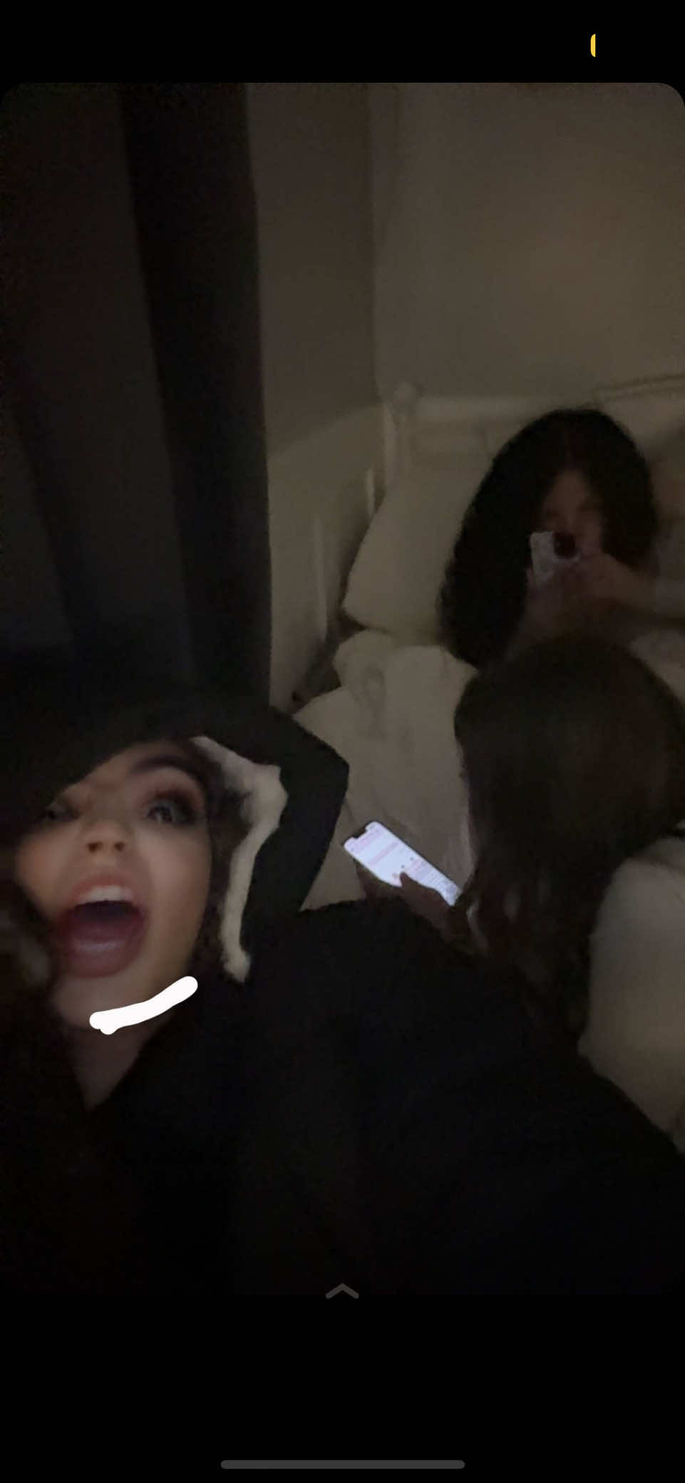 @𝐞𝐬 ᥫ᭡