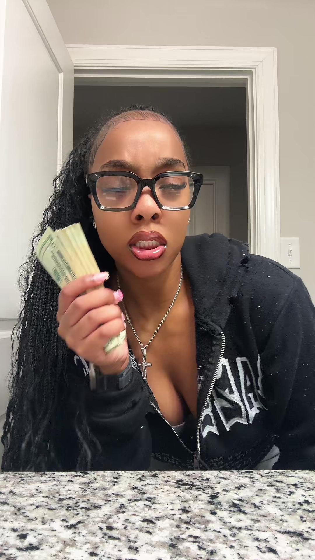 @Ai&rsquo;yana💋