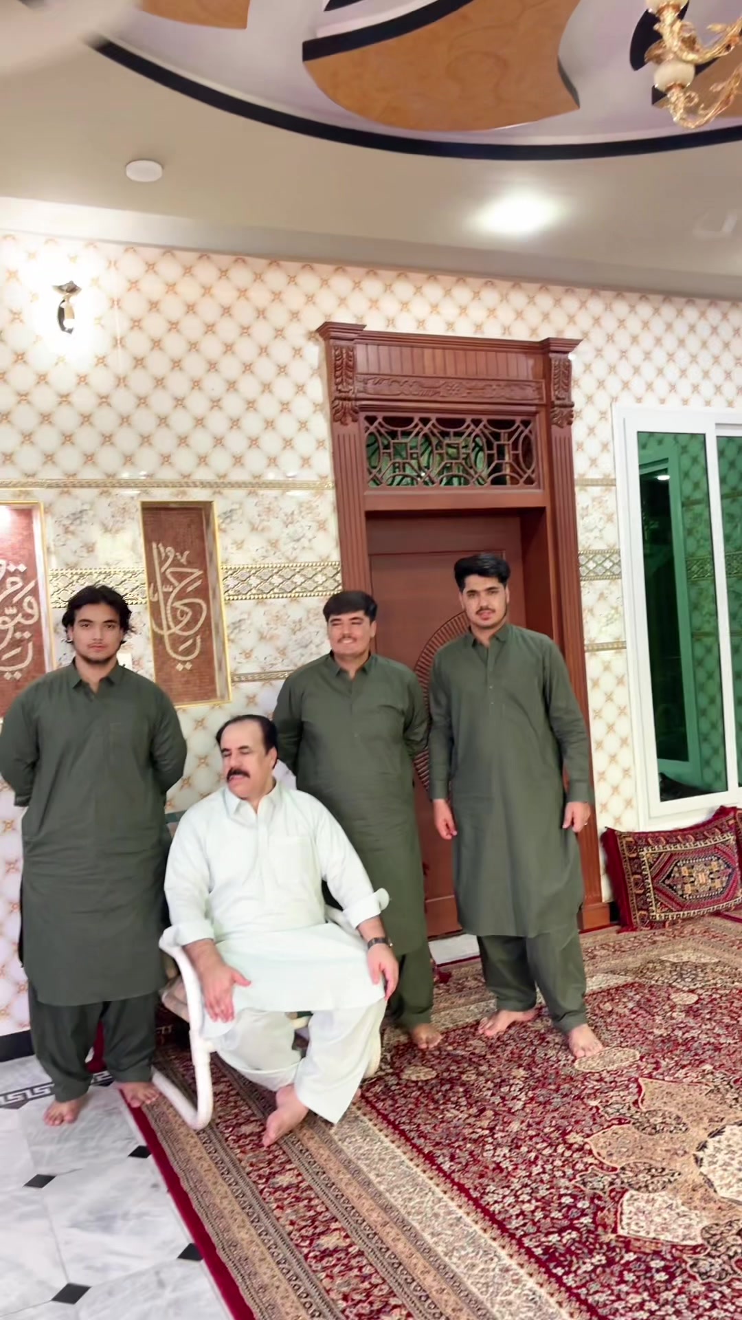 @MiAnBaBA05