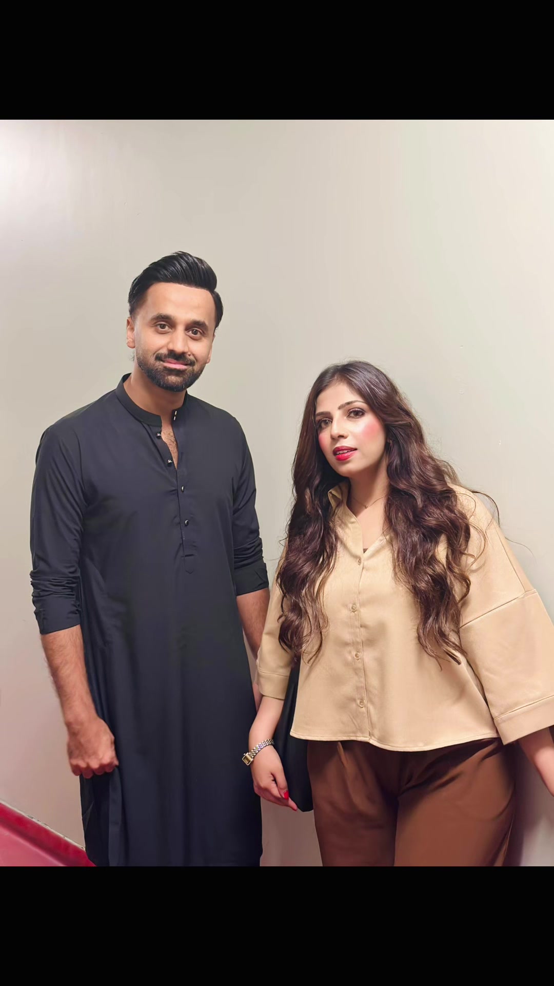 @Hiffi🇵🇰(804)