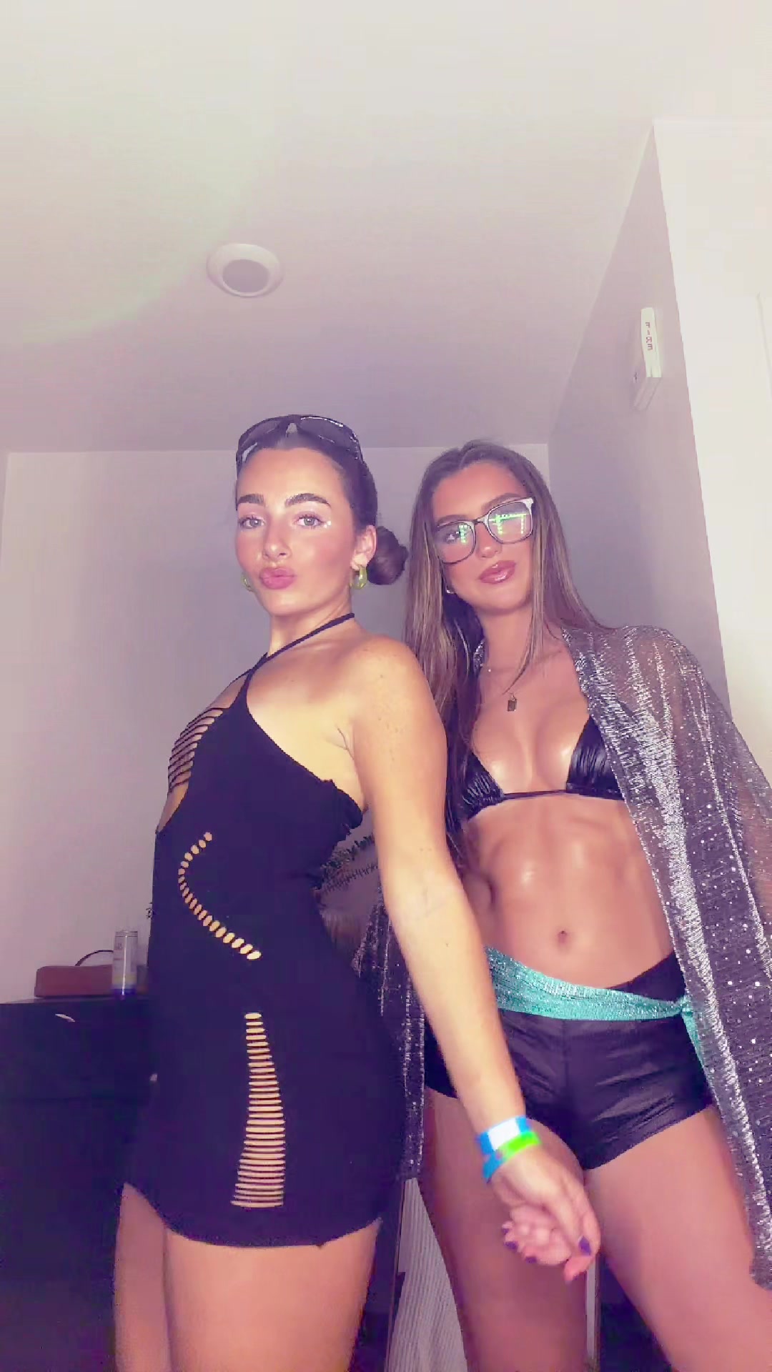@ellaaaa