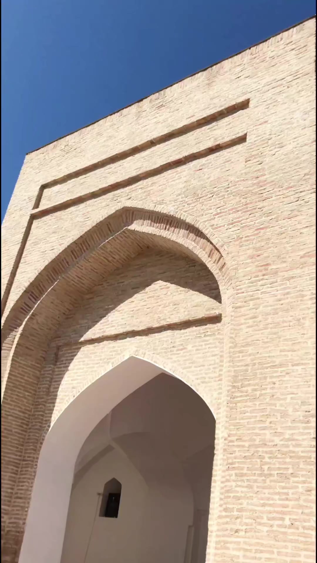 @LAZIZBEK VINES 💛