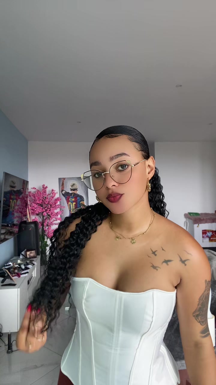 @Mouriny❤️
