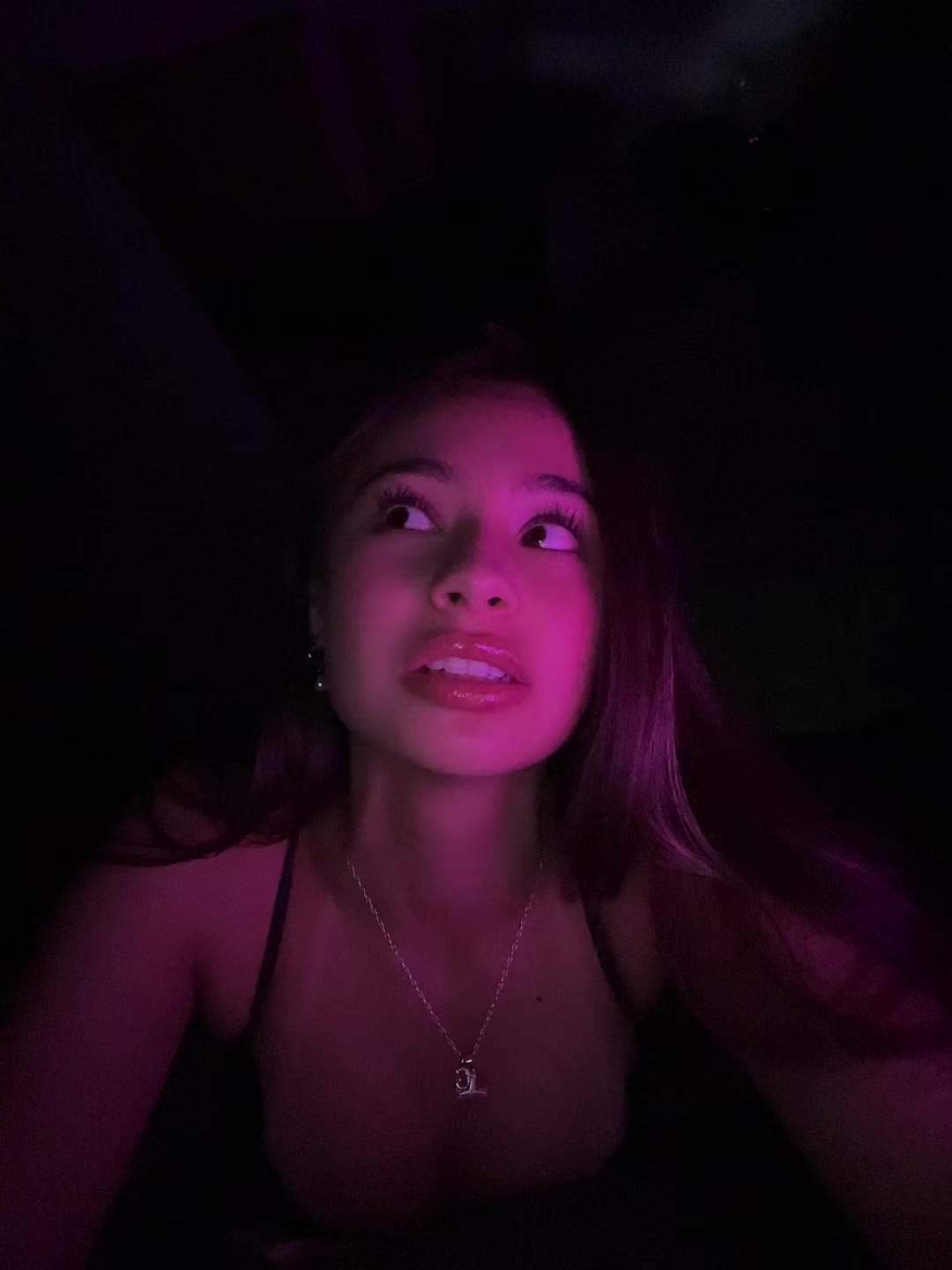 @🫚