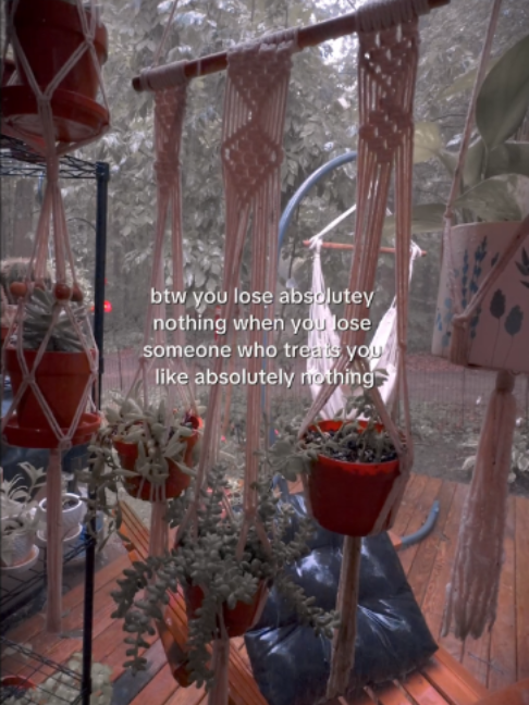 @Vivi  June 🫐 🍶🥣