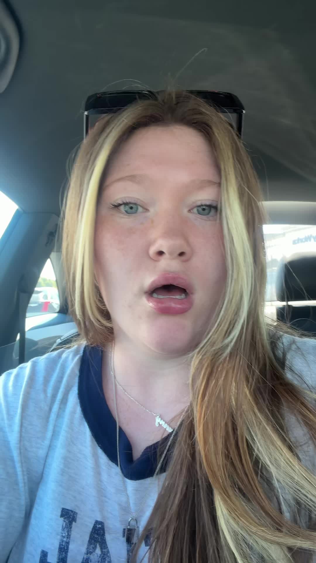 @Emma (: