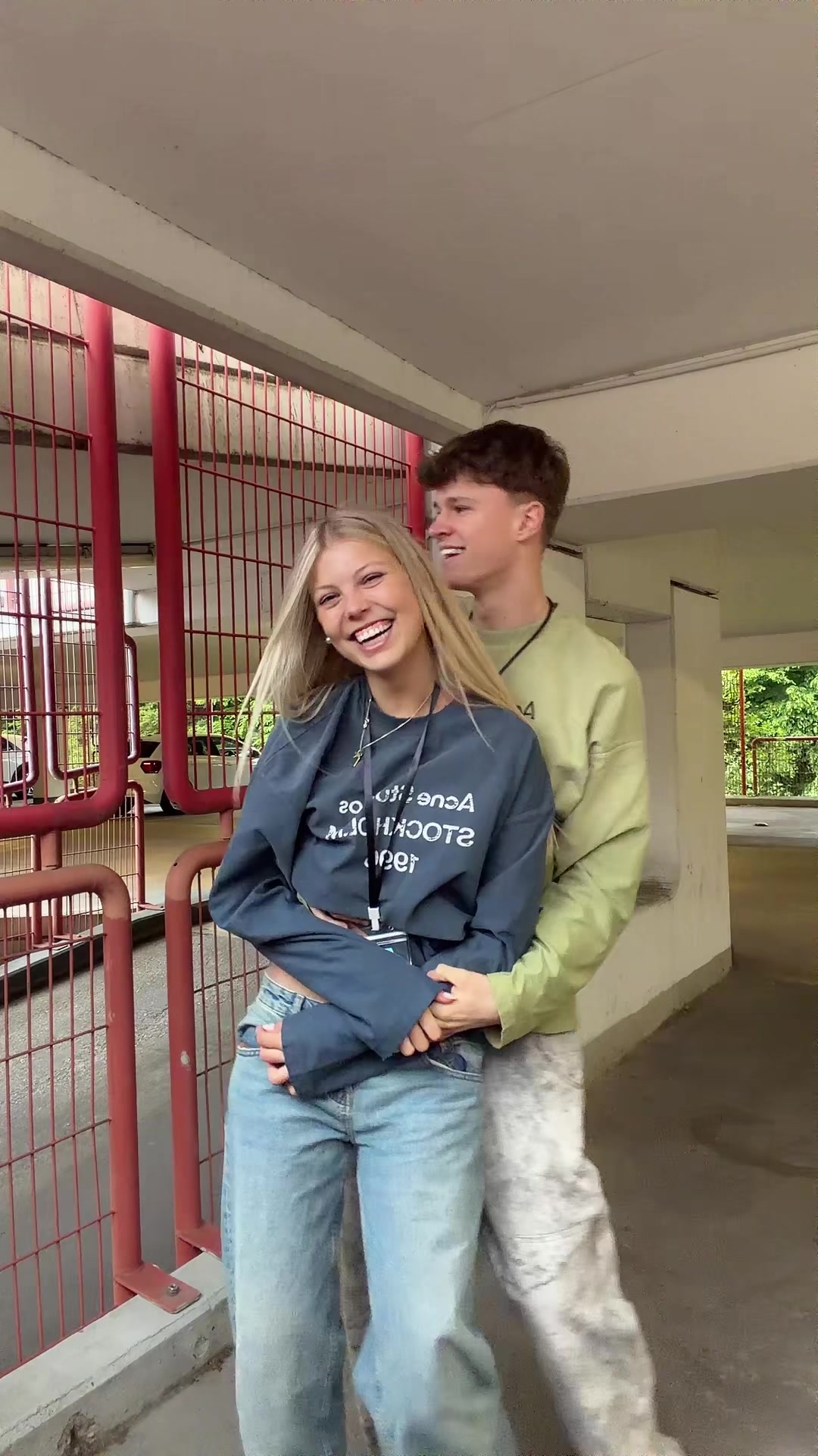 @𝘭𝘪𝘭𝘭𝘺