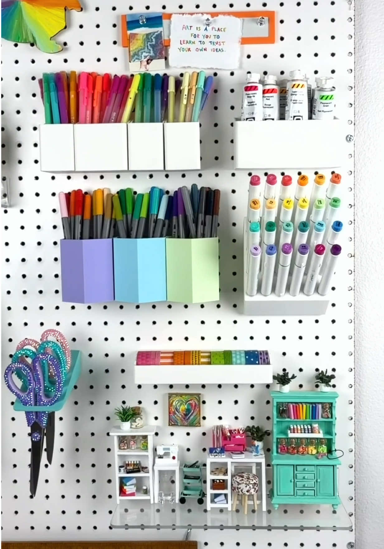 @colormadehappy