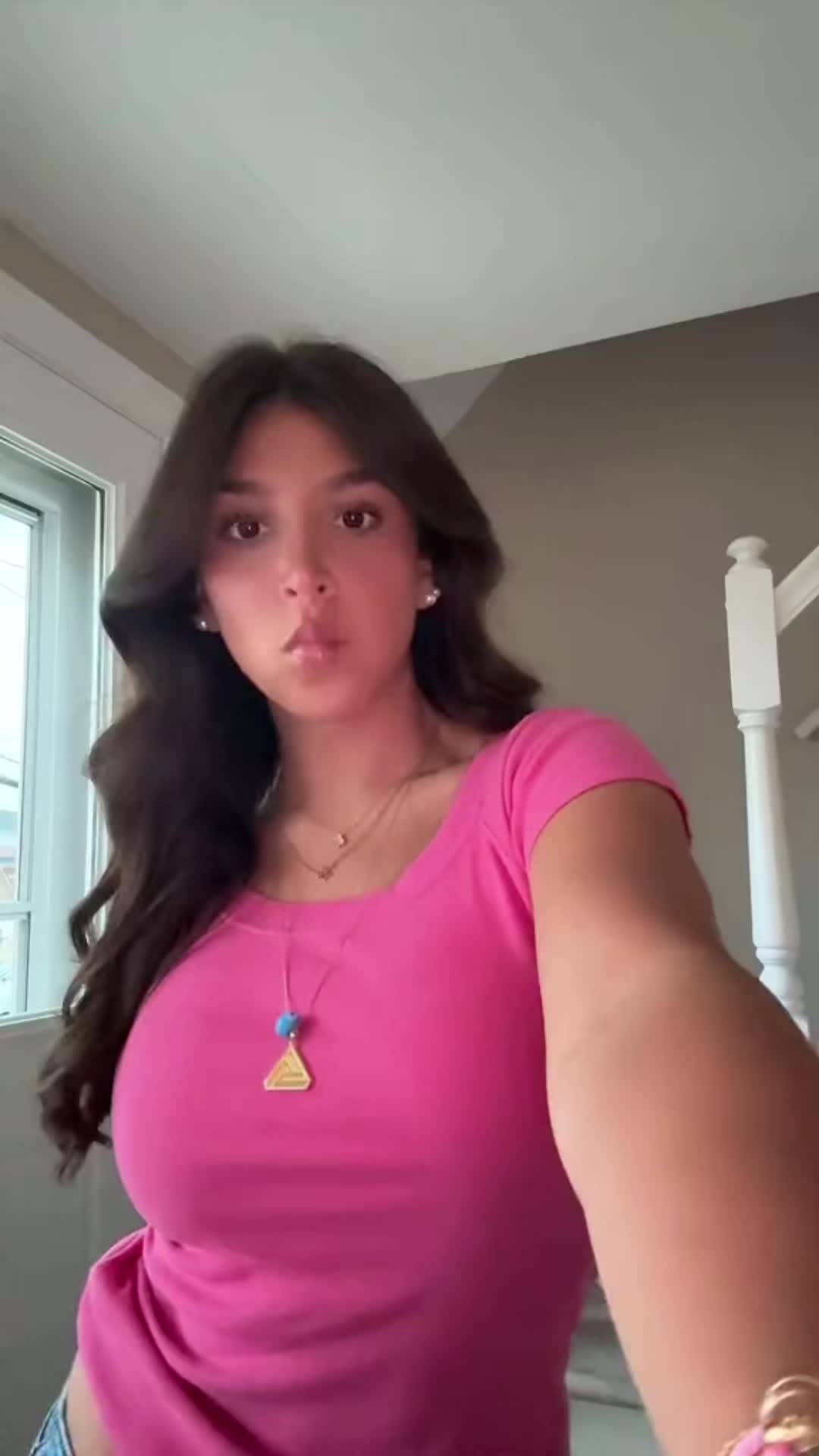 @Sophia