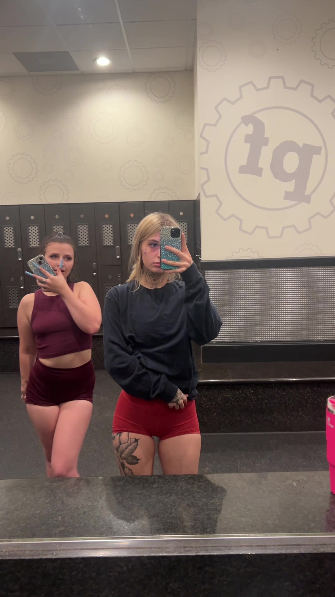 Lilyrrrose (@remmy2skreet) - Urlebird