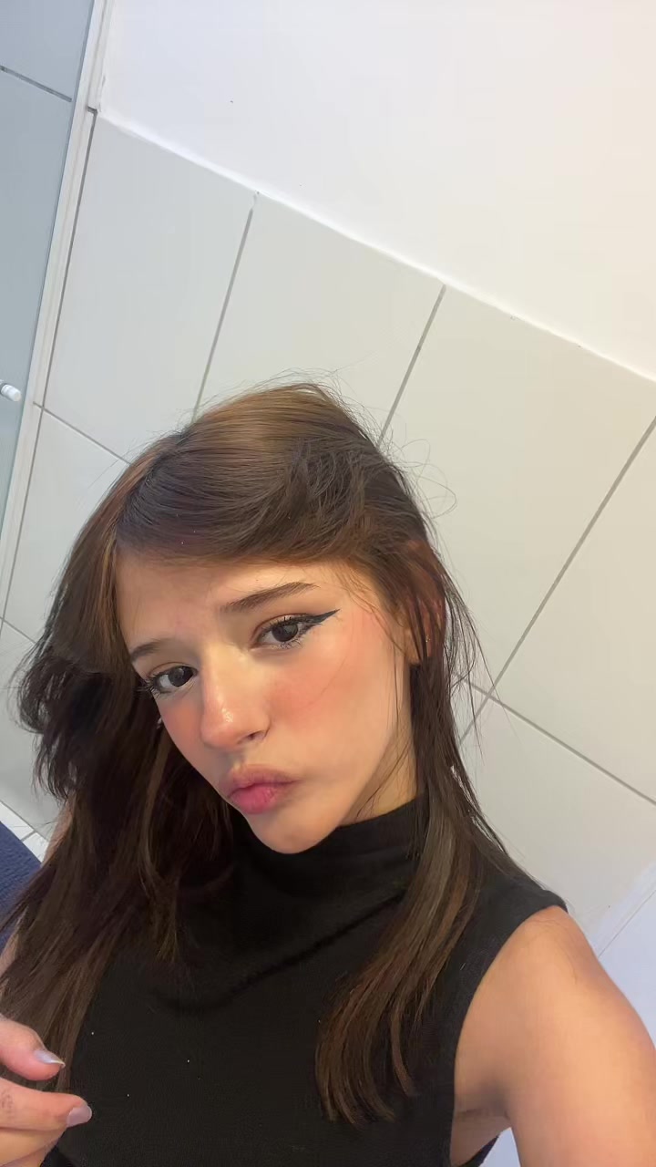 @Violeta