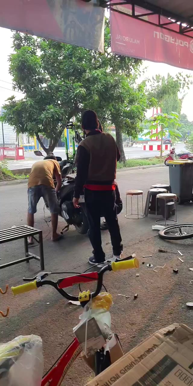 @Toko Sepeda Majuroyal