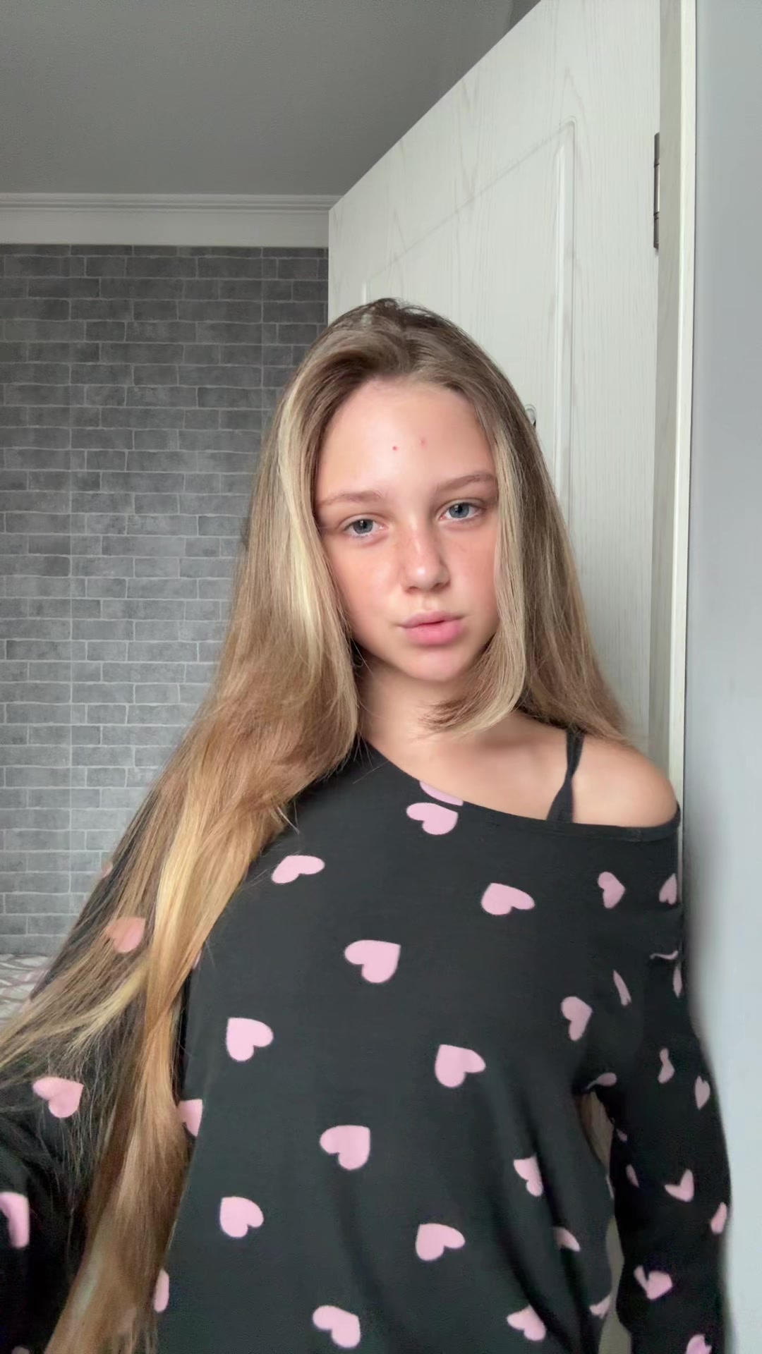 @вишенка🤙🏻